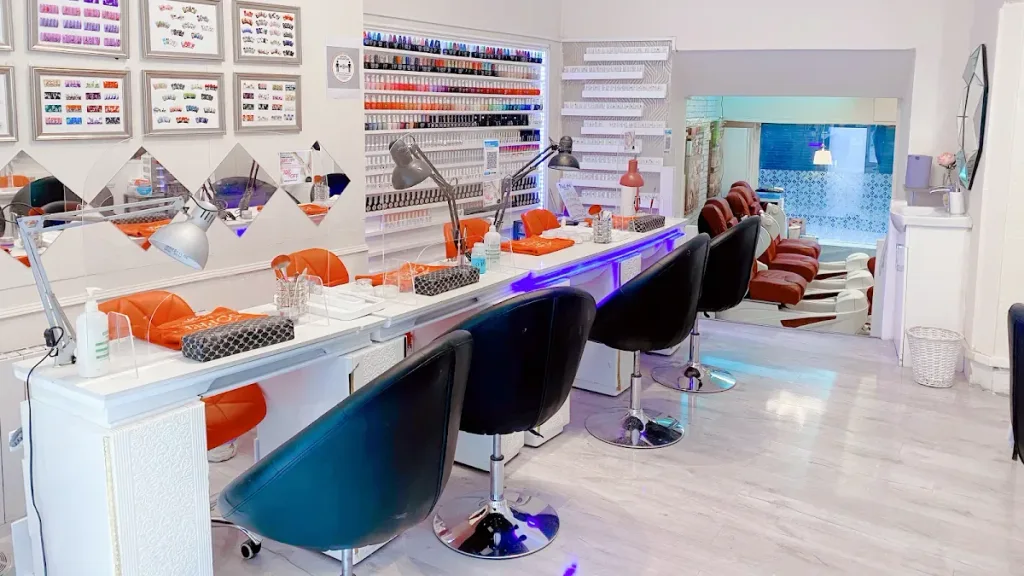 Sophie's Nail Bar And Beauty - BIAB & Lashes Nottingham — Nail salon in Nottingham